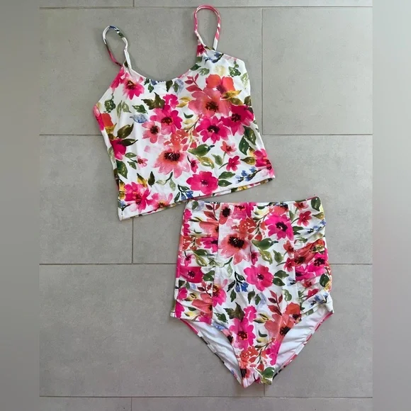 Boutique White Floral Tankini Swimsuit High Rise Bottoms Size M - Picture 2 of 8